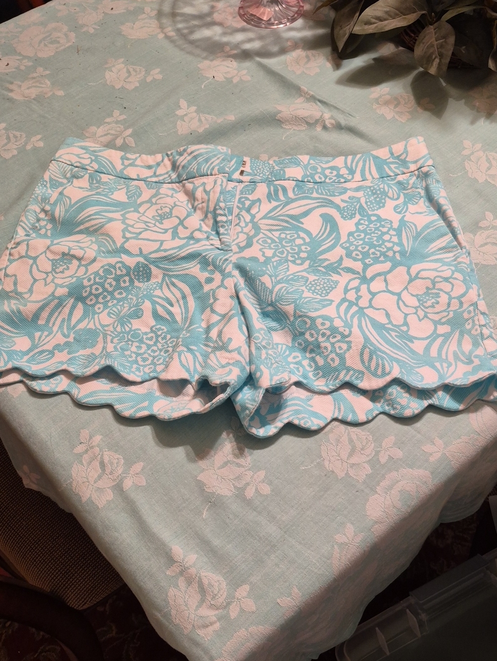 Talbots Aqua and White Floral Scallop Hem Shorts